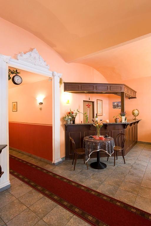 Hotel Columbo Praha Bagian luar foto