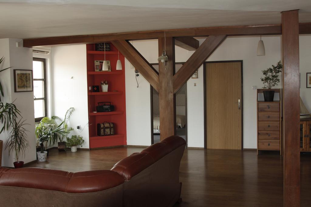 Hotel Columbo Praha Bagian luar foto